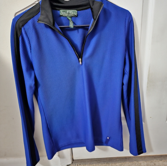 Clothes - Picture 6 of 8